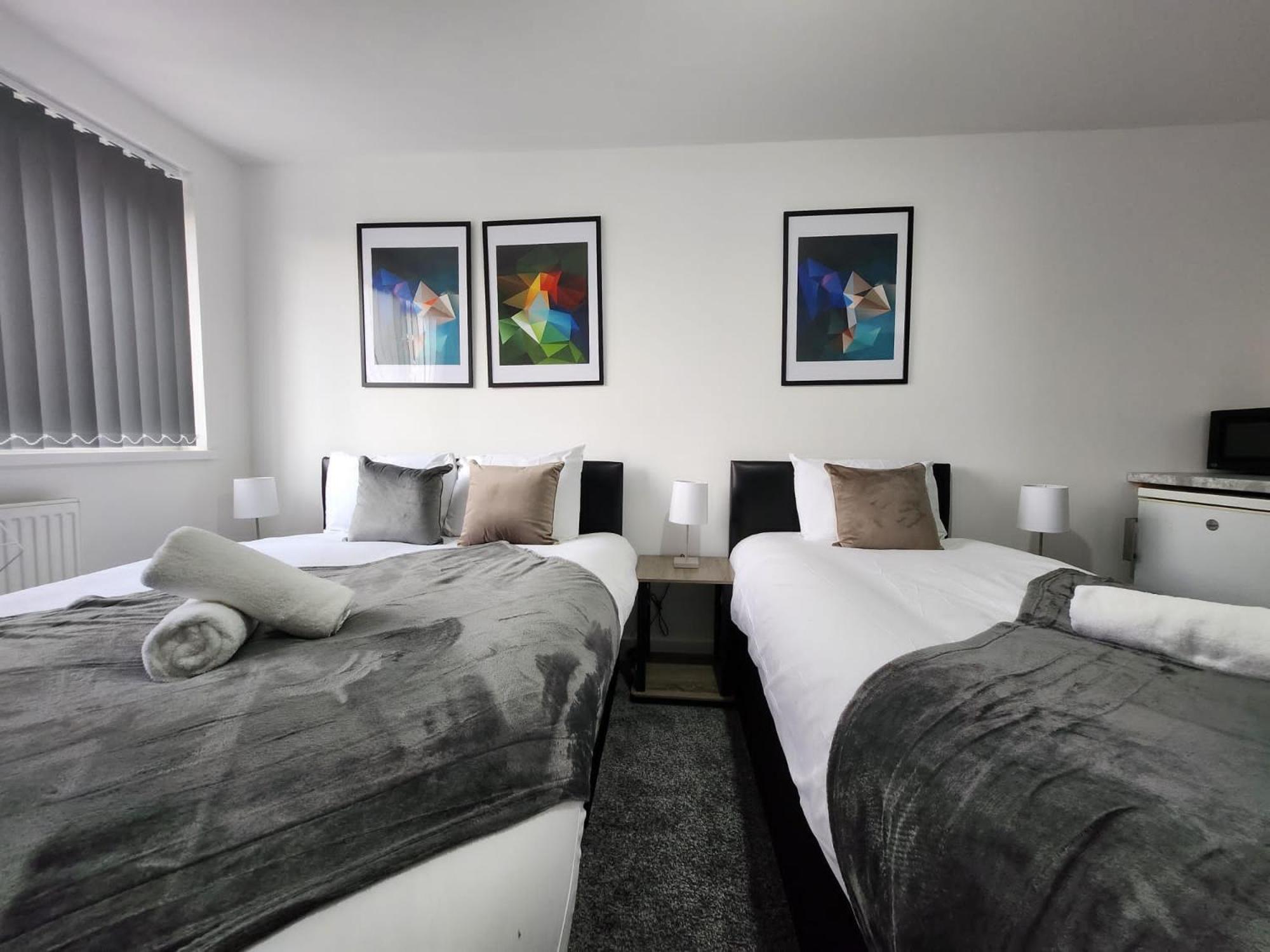 4 Bedroom 2 Bathroom Shared House - Near Bhx And Nec 伯明翰 外观 照片
