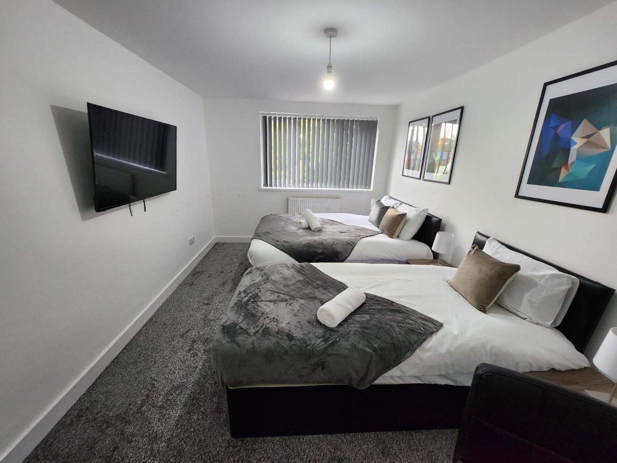 4 Bedroom 2 Bathroom Shared House - Near Bhx And Nec 伯明翰 外观 照片