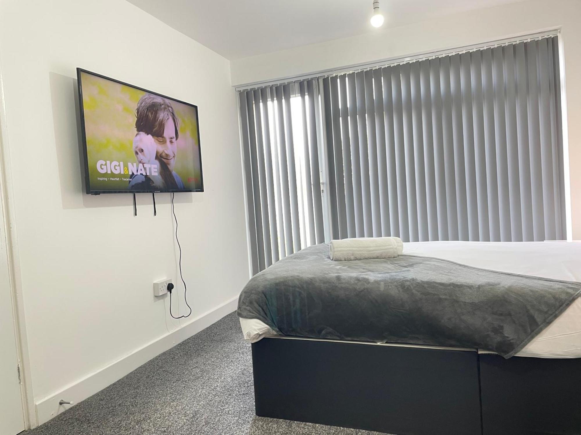 4 Bedroom 2 Bathroom Shared House - Near Bhx And Nec 伯明翰 外观 照片