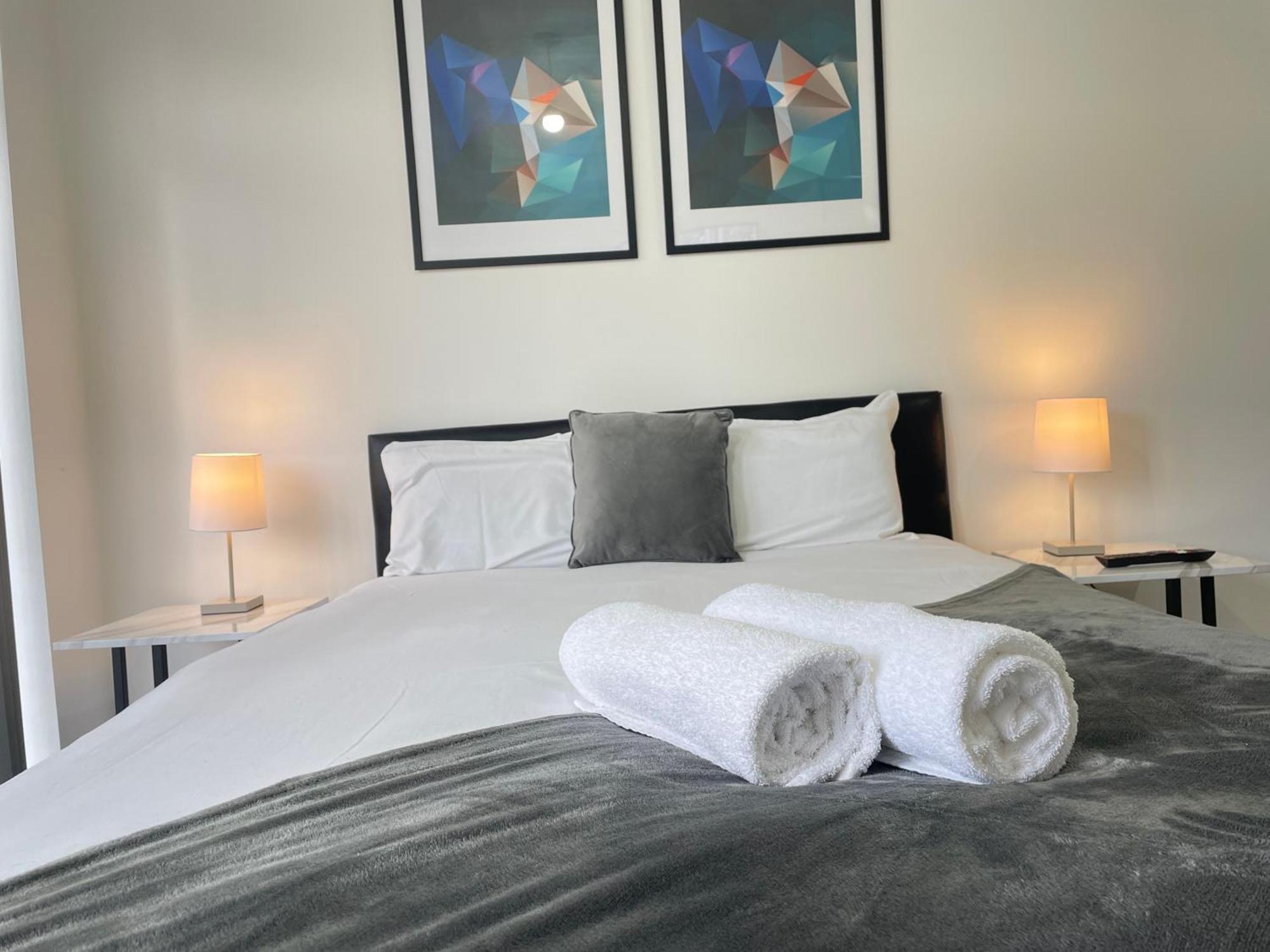 4 Bedroom 2 Bathroom Shared House - Near Bhx And Nec 伯明翰 外观 照片